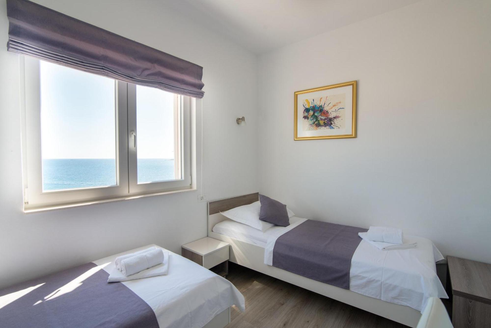Apartmani Babic Sevid Exterior photo