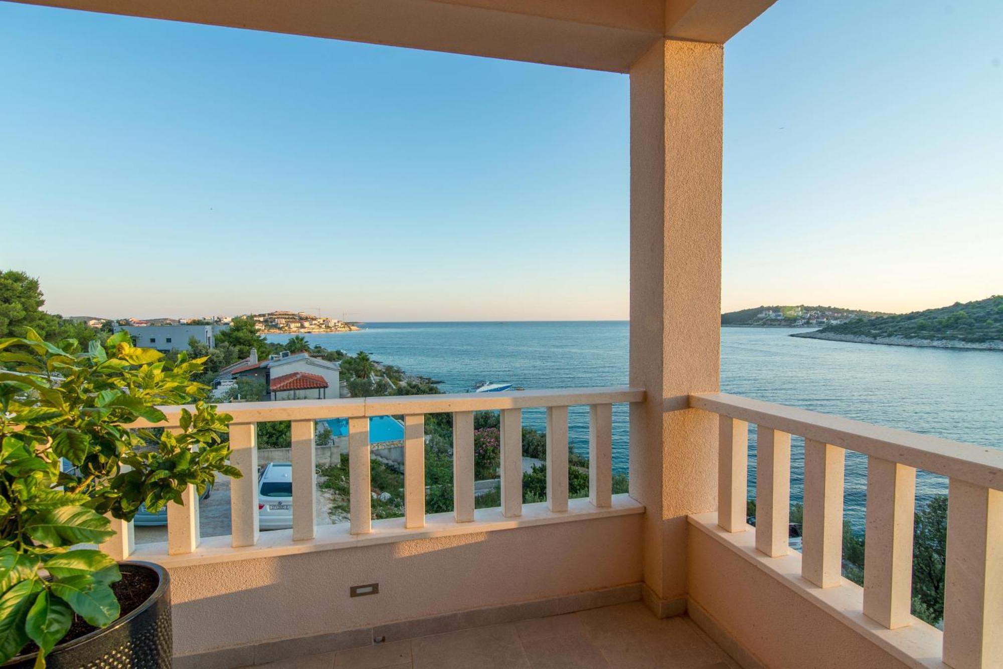 Apartmani Babic Sevid Exterior photo