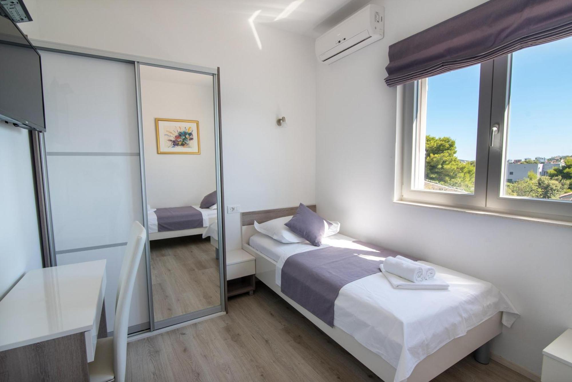 Apartmani Babic Sevid Exterior photo